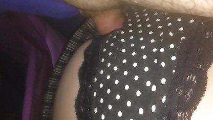 Di bokep tante payudara besar sebuah hotel mewah, dan mulai memetik