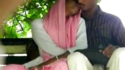 Ibu Frances dan bokep penis raksasa Maximilian 2