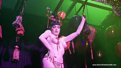 Toket besar video bokep kontol jumbo Dani dan Trinity Grup restoran