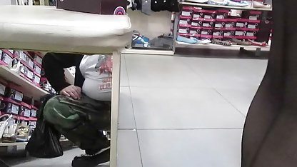 Sparta bokep susu jumbo Praha posisi di bulan April, Leonie telanjang kaki tampilkan